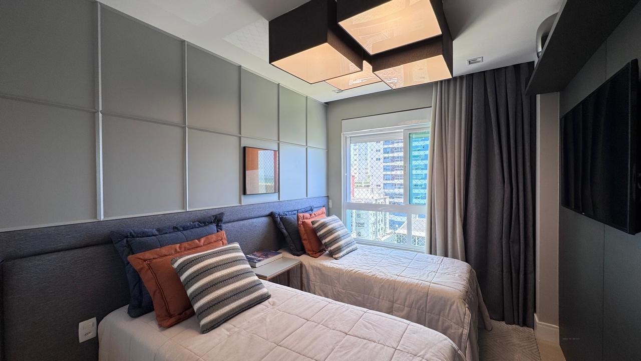 ED. VENEZIA RESIDENZIALE- AP. 501 — FRENTE MAR