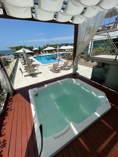 ED. VENEZIA RESIDENZIALE- AP. 501 — FRENTE MAR