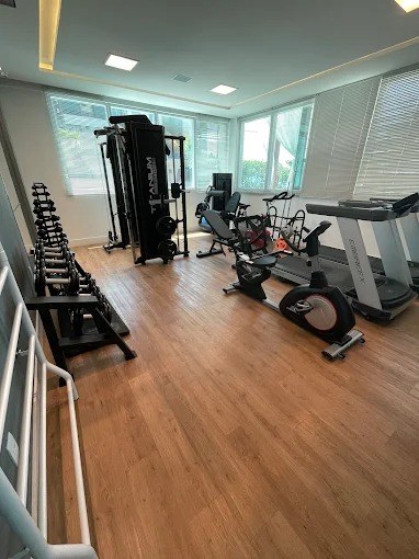 ED. VENEZIA RESIDENZIALE- AP. 501 — FRENTE MAR