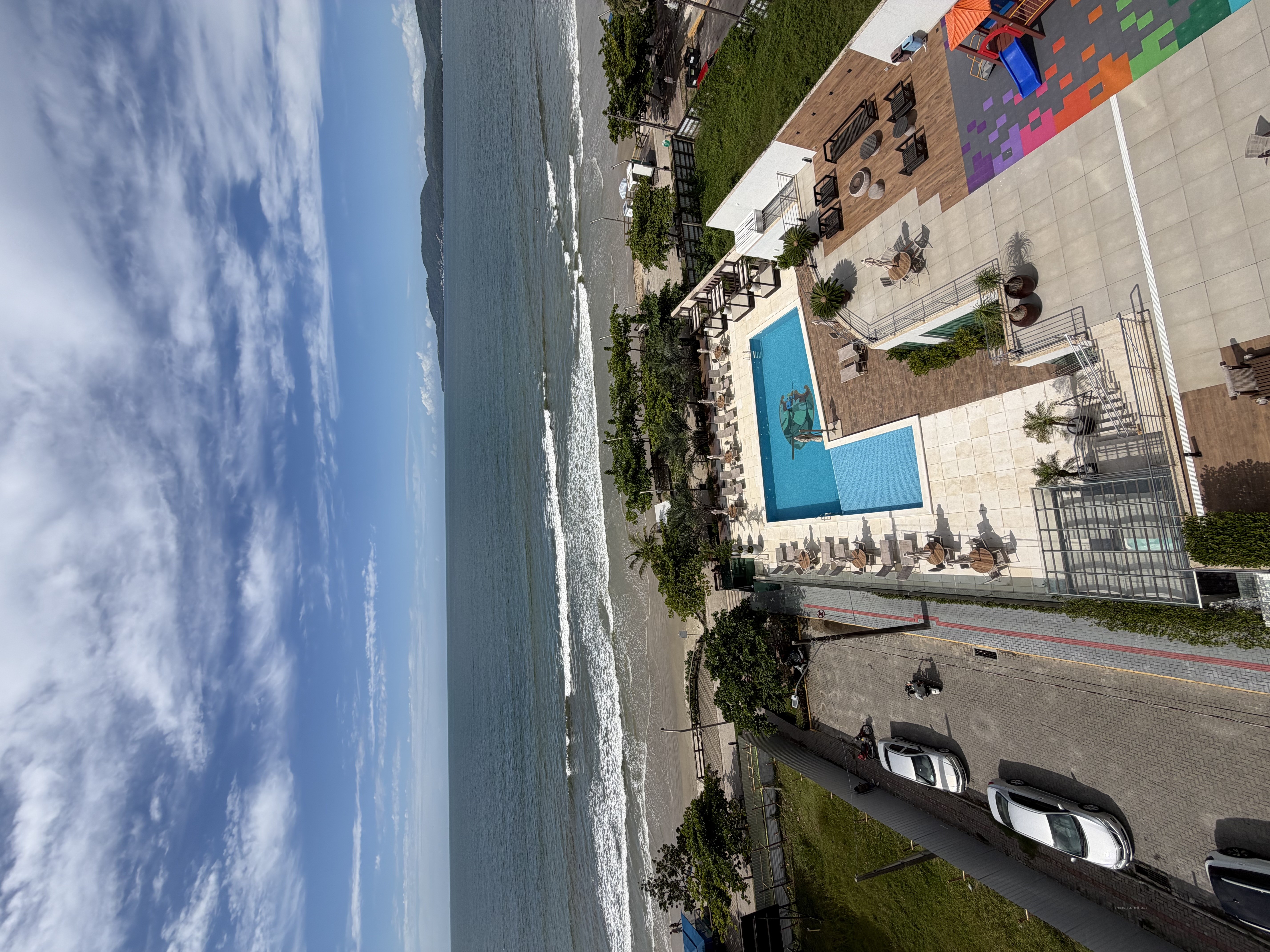 ED. VENEZIA RESIDENZIALE- AP. 501 — FRENTE MAR