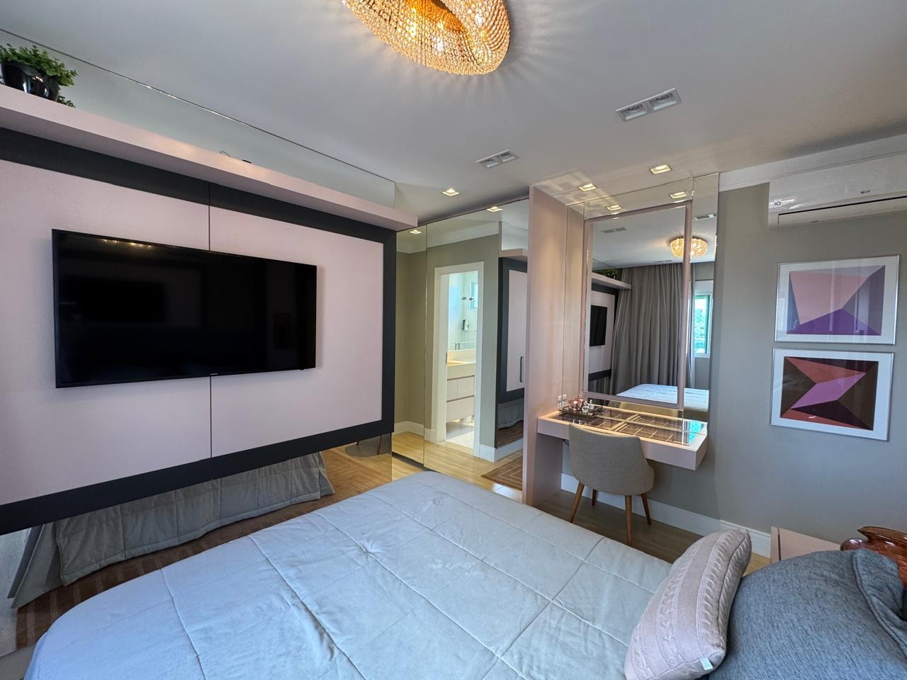 ED. VENEZIA RESIDENZIALE- AP. 501 — FRENTE MAR