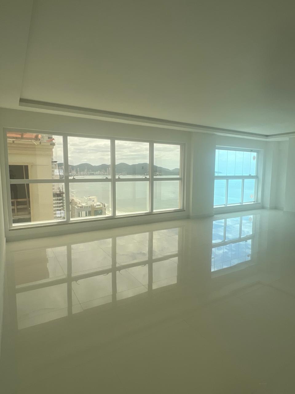 Gran Provence — 2302