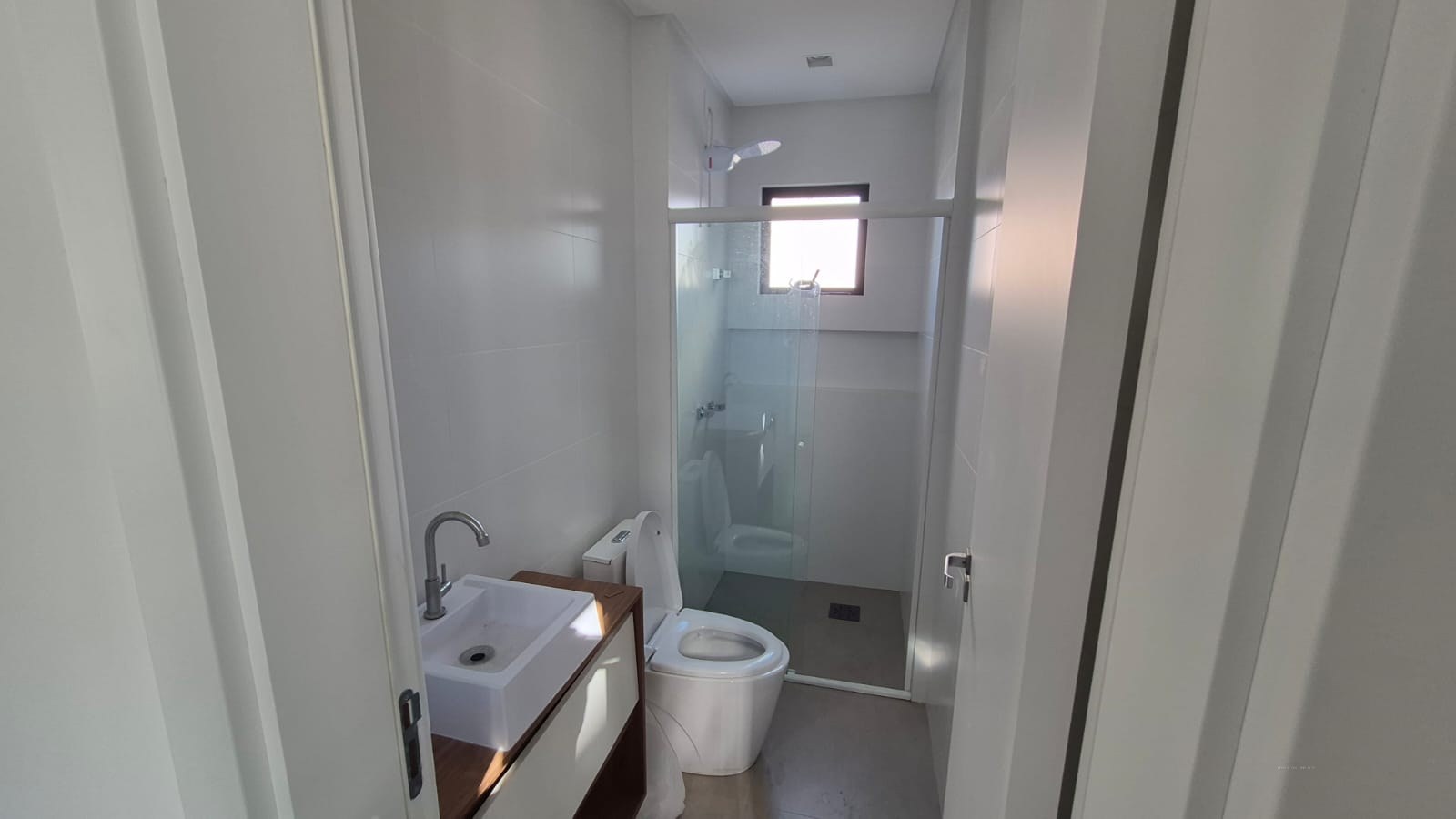 Apartamento 70m² — (Locação Anual)