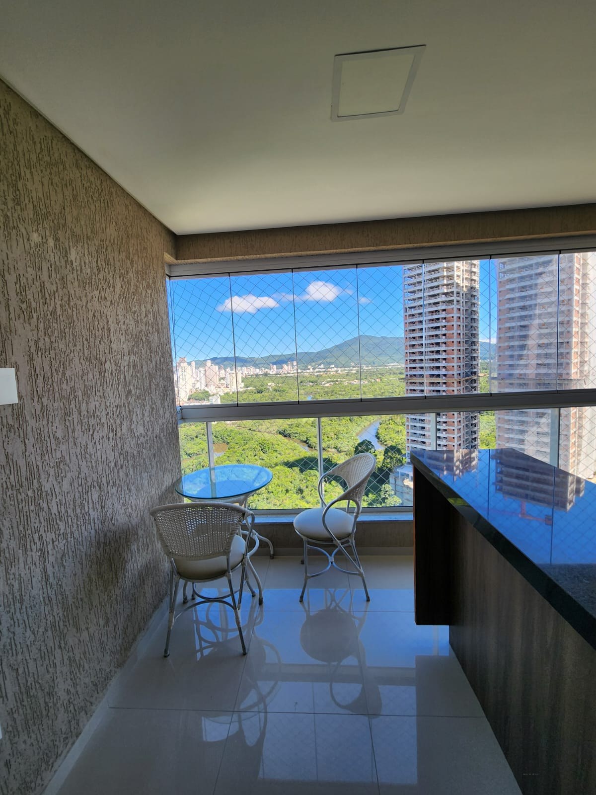 Home Club Condomínio AROEIRAS - 2 quartos (1 suite)