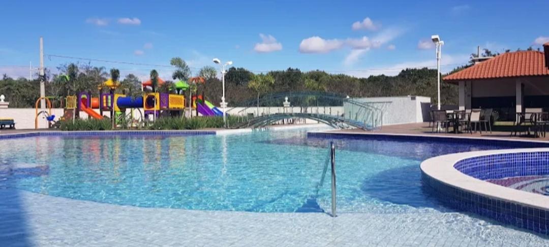 Home Club Condomínio AROEIRAS - 2 quartos (1 suite)