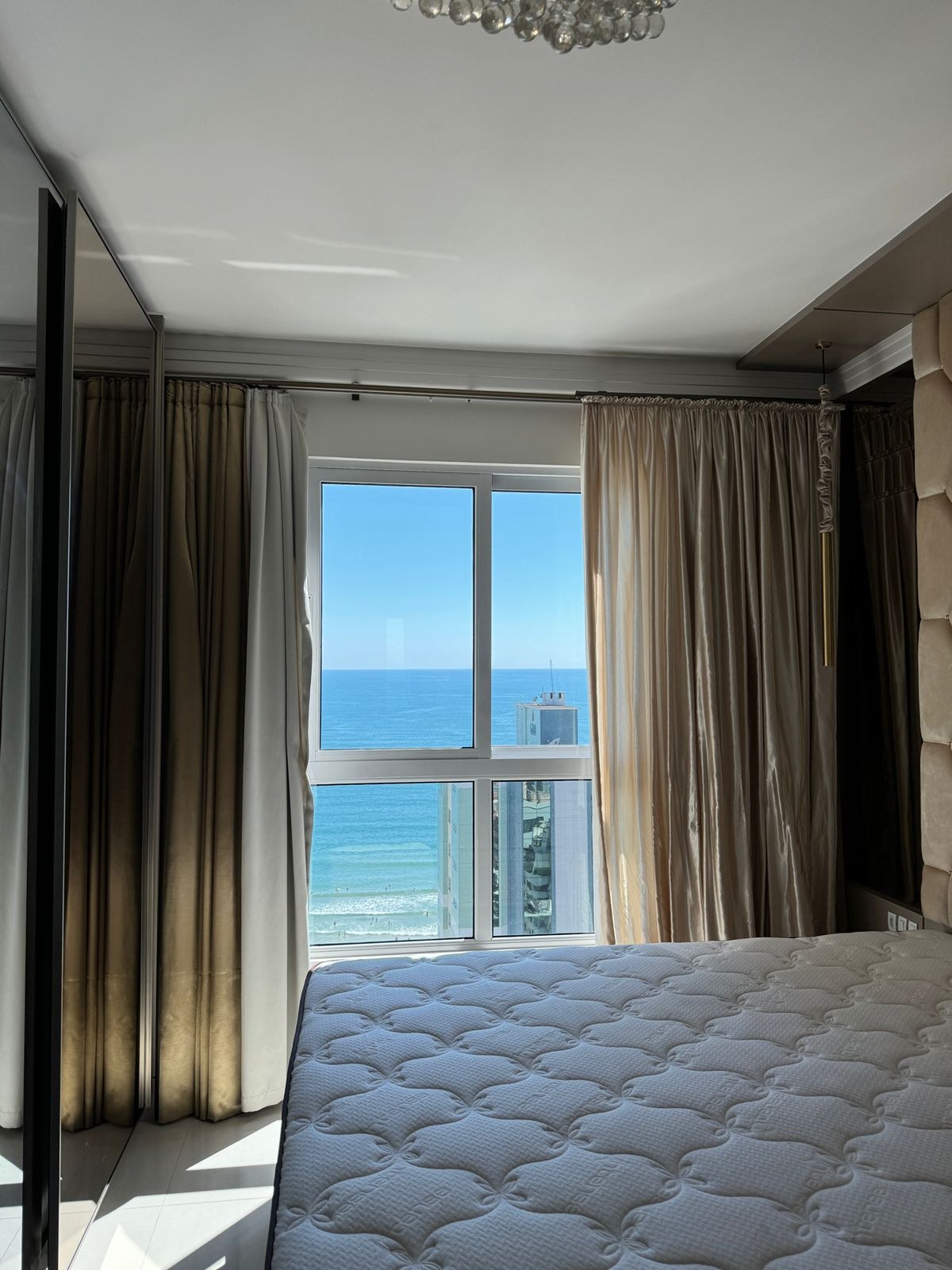 Central Tower  — APTO 1901