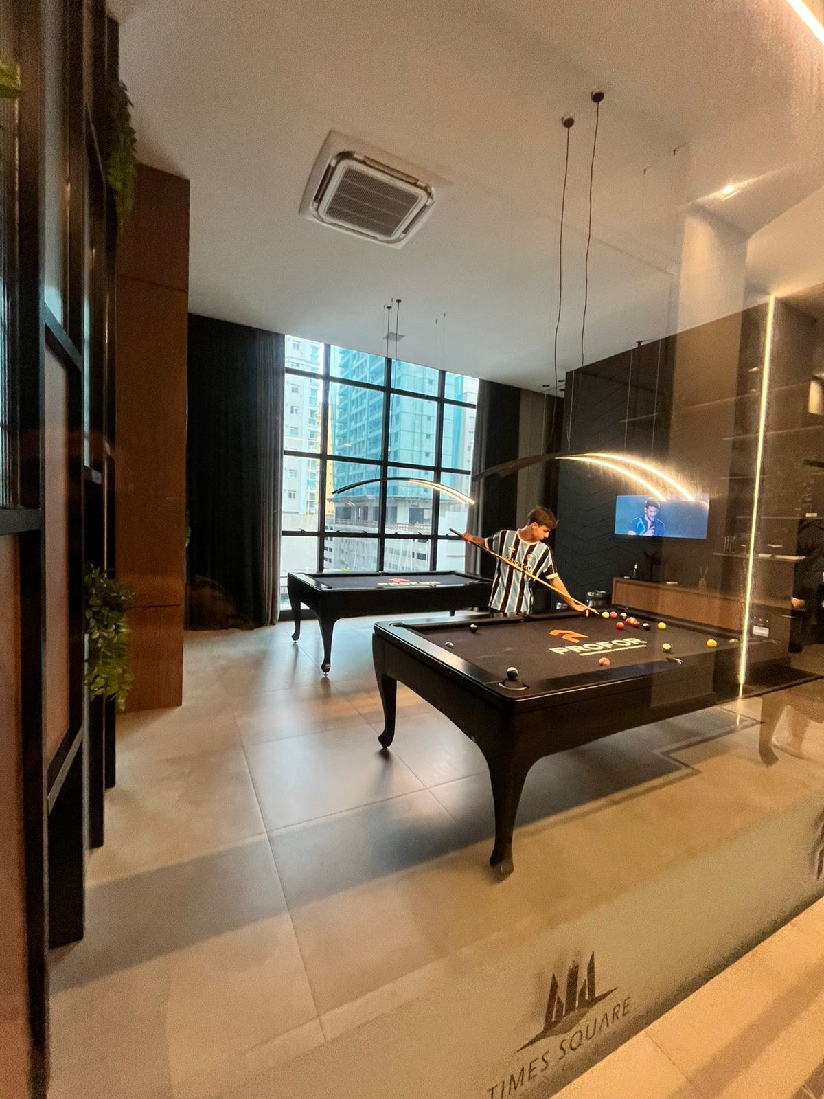 Times Square — Apto 1901 A - Equivalente ao 25º Andar