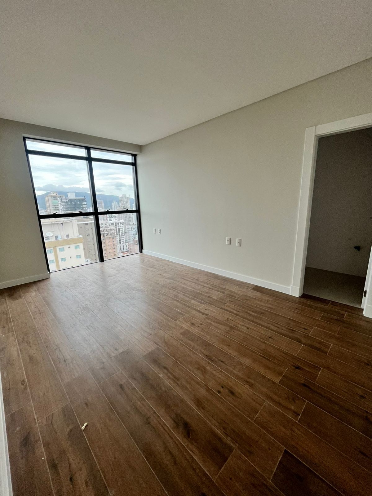 Times Square — Apto 1901 A - Equivalente ao 25º Andar