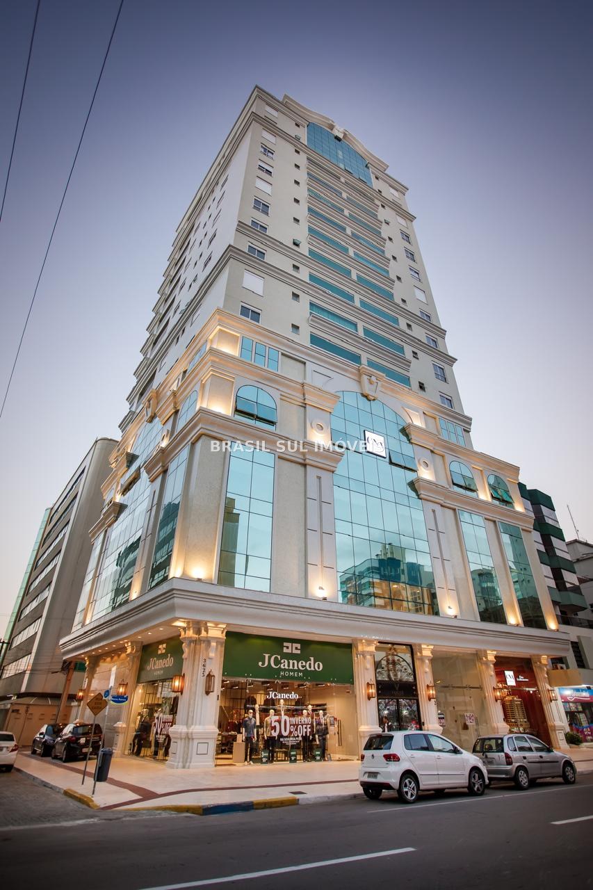 Apartamento 4 quartos Meia Praia Itapema